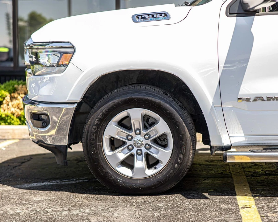 2022 Ram 1500 2nd Gen - Image 8 of 31