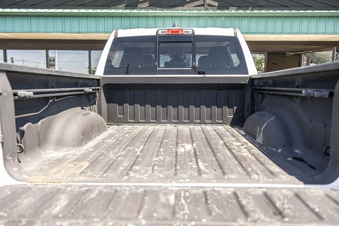 2022 Ram 1500 2nd Gen - Image 17 of 31
