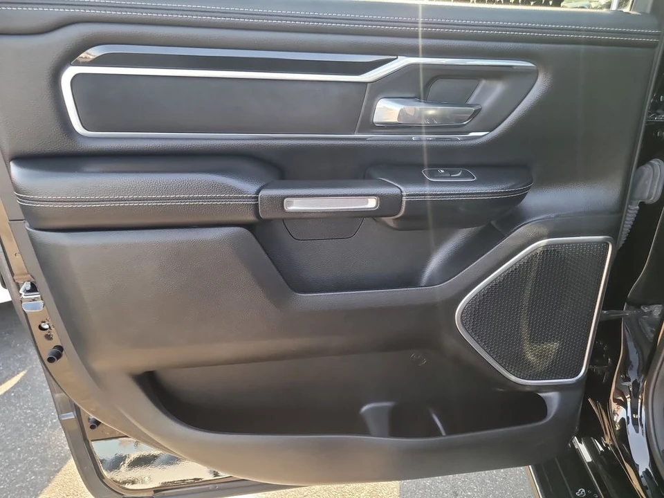 2022 Ram 1500 2nd Gen - Image 9 of 12