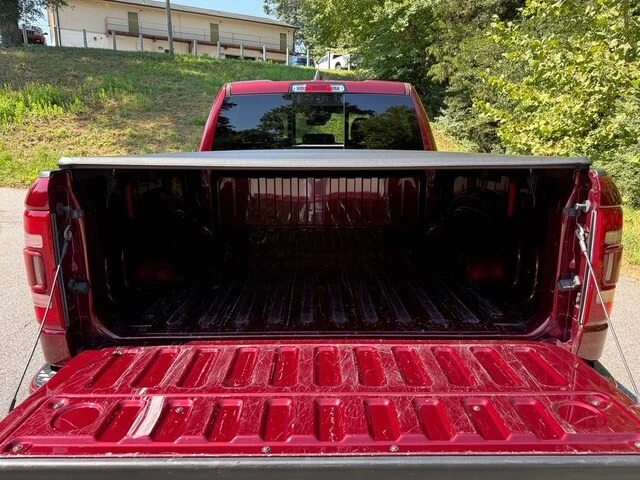 2022 Ram 1500 2nd Gen - Image 8 of 31