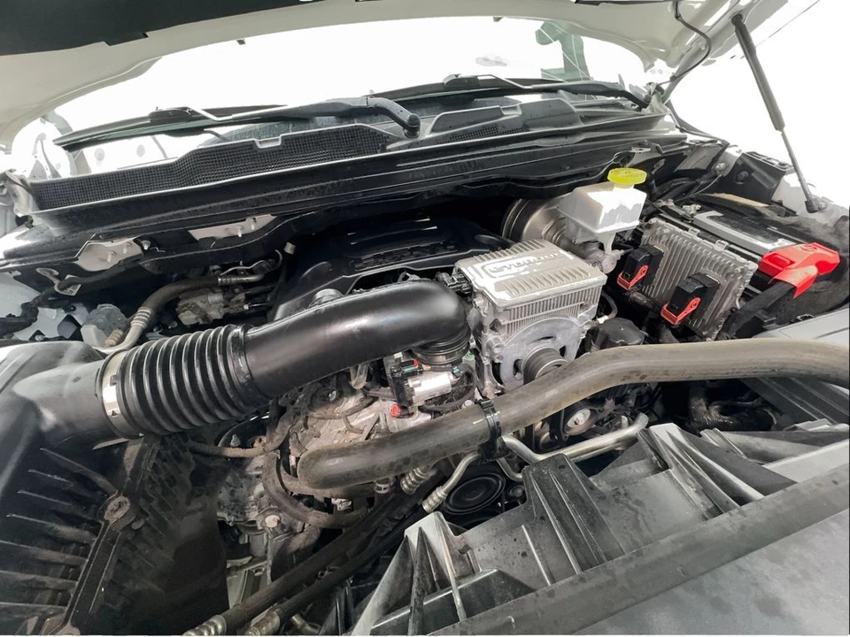 2022 Ram - Image 18 of 31