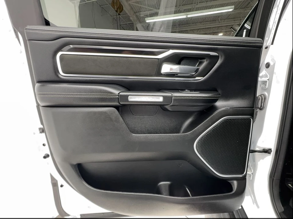 2022 Ram - Image 26 of 31