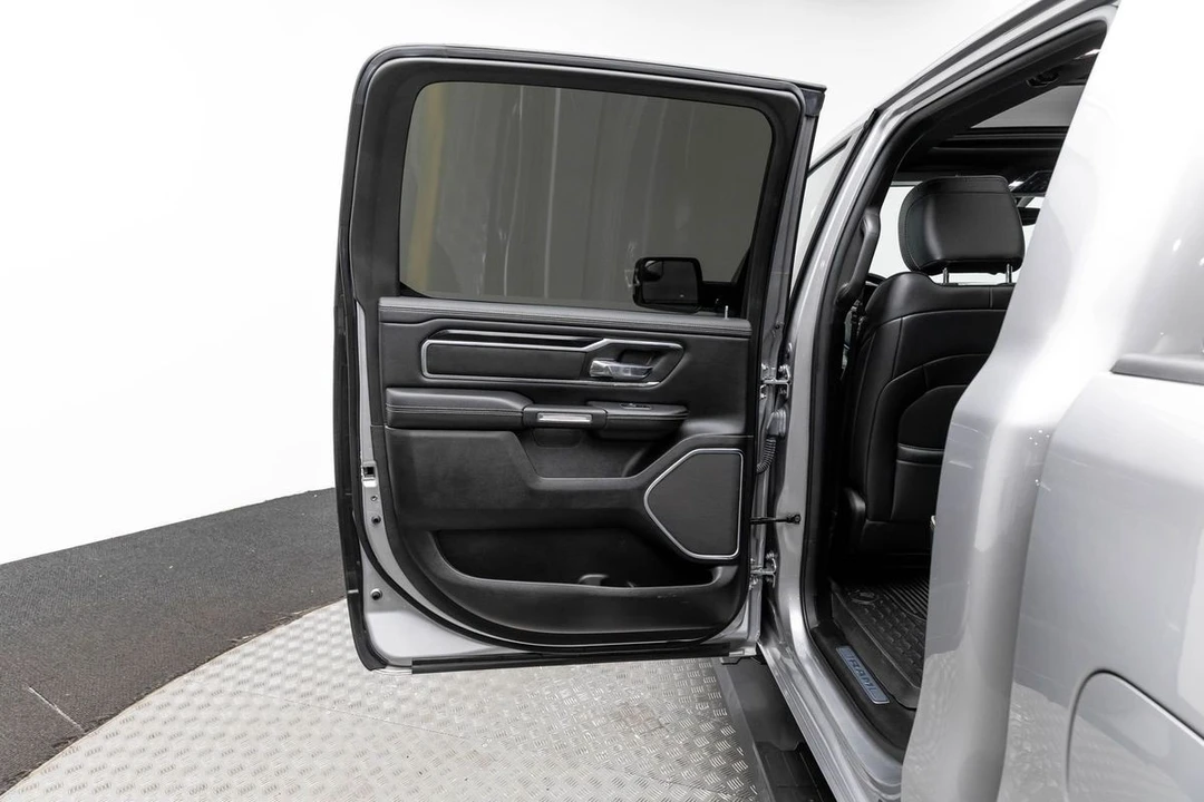 2022 Ram 1500 2nd Gen - Image 12 of 31