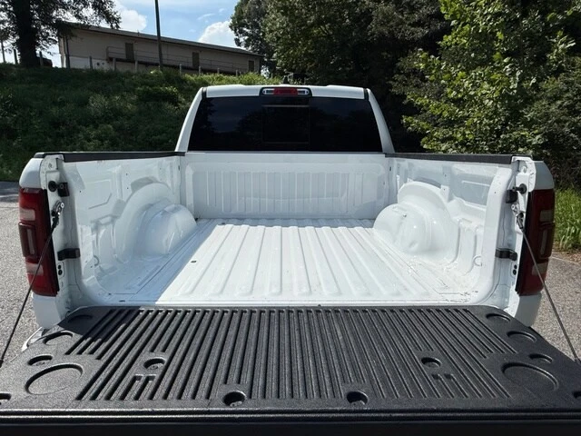 2022 Ram 1500 2nd Gen - Image 9 of 31
