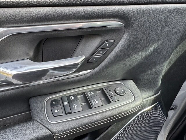 2022 Ram 1500 2nd Gen - Image 13 of 30