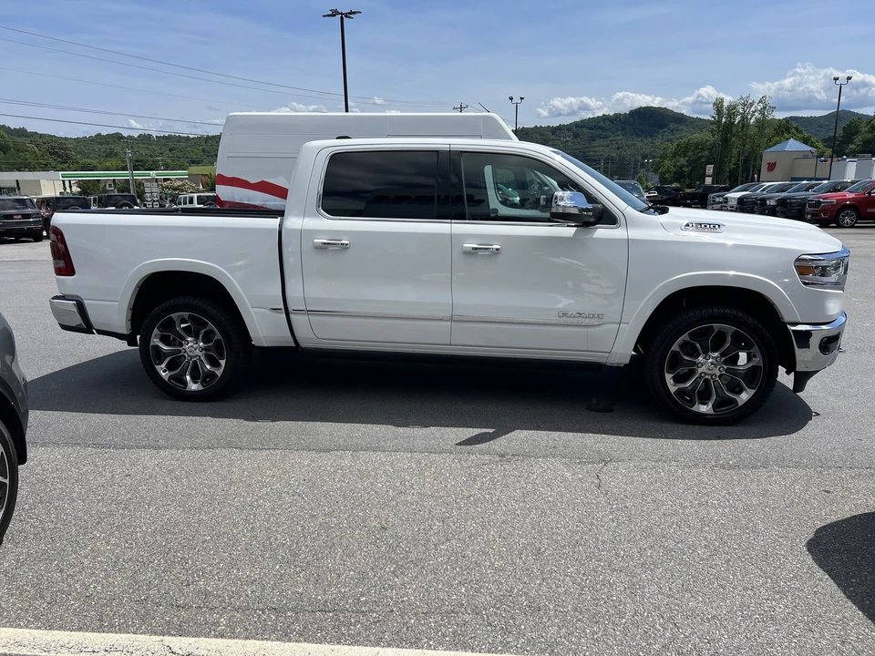 2022 Ram 1500 2nd Gen - Image 4 of 31