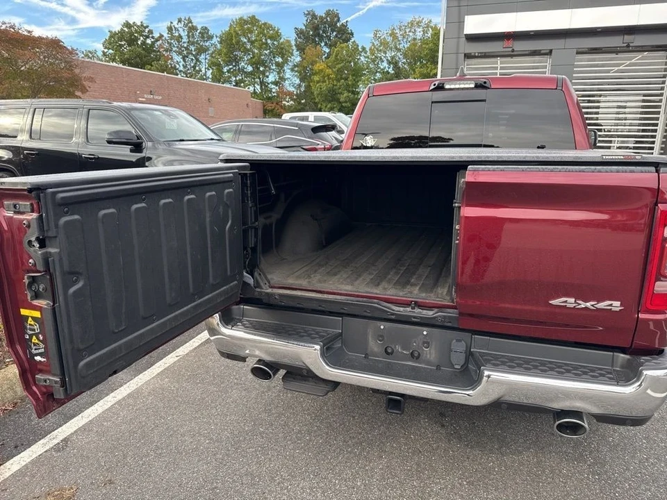 2022 Ram 1500 2nd Gen - Image 7 of 12