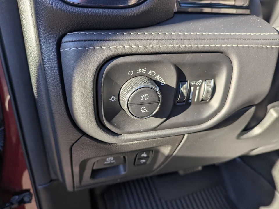 2022 Ram 1500 2nd Gen - Image 16 of 31