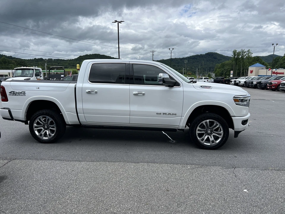 2022 Ram 1500 2nd Gen - Image 4 of 31