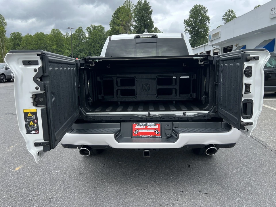2022 Ram 1500 2nd Gen - Image 11 of 31