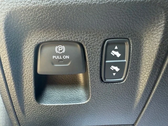 2022 Ram 1500 2nd Gen - Image 15 of 21