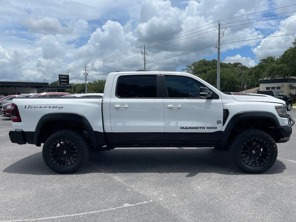 2022 Hennessey - Image 4 of 21