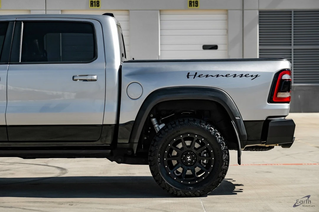 2022 Hennessey - Image 9 of 12