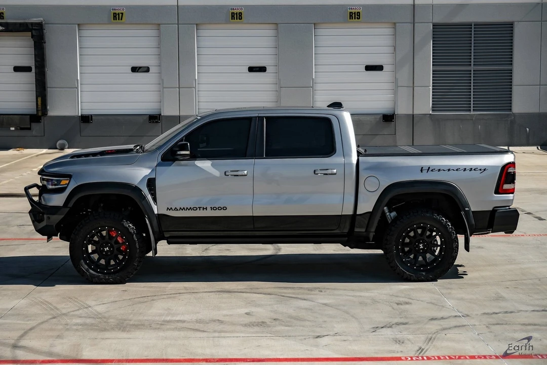 2022 Hennessey - Image 6 of 12