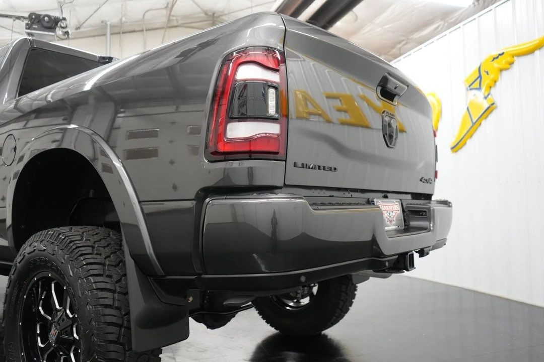 2022 Ram 2500 - Image 9 of 21