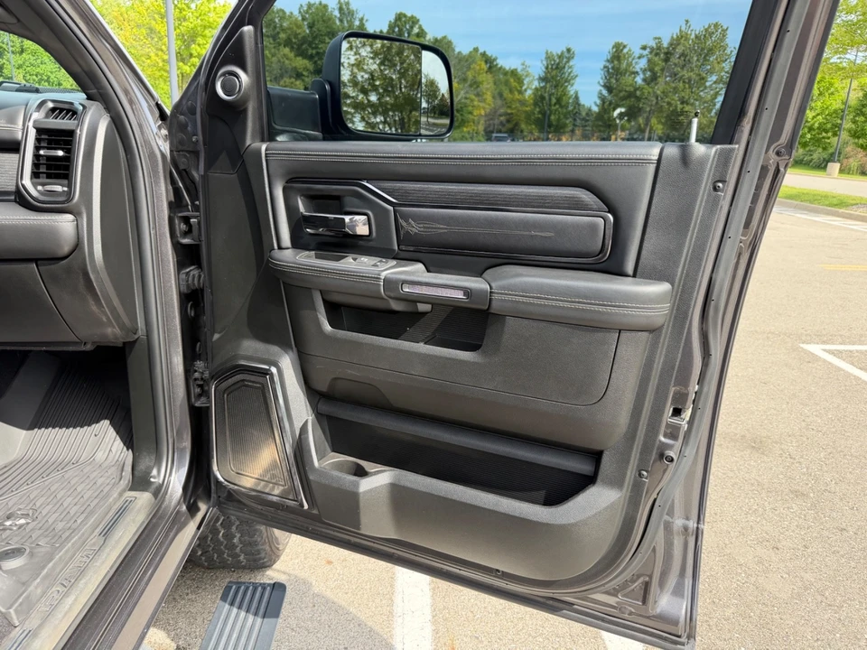 2022 Ram 2500 - Image 26 of 31