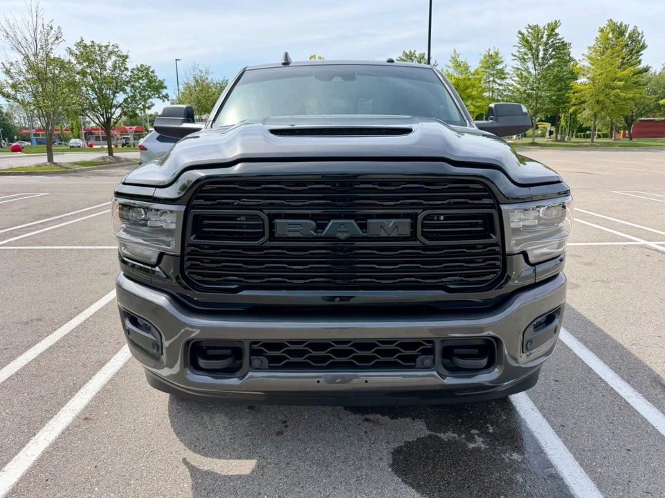 2022 Ram 2500 - Image 3 of 31