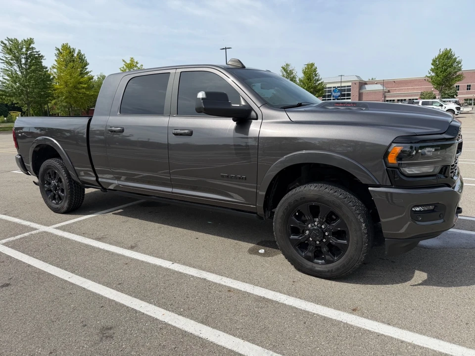 2022 Ram 2500 - Image 11 of 31