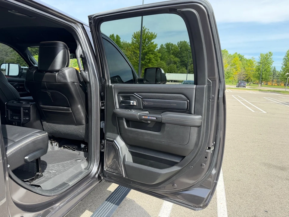 2022 Ram 2500 - Image 21 of 31