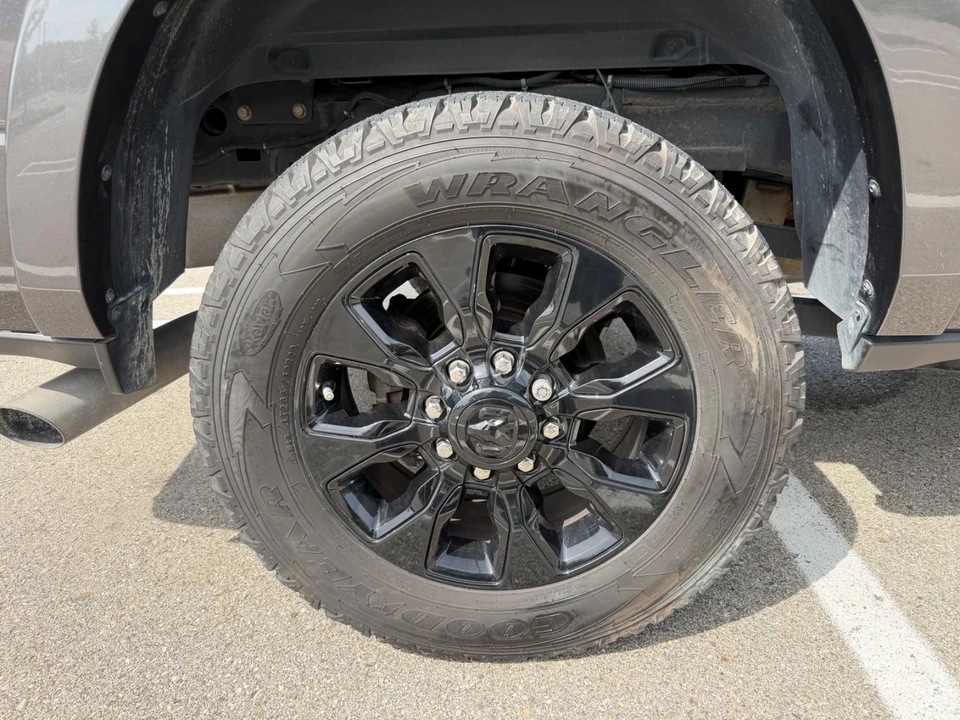 2022 Ram 2500 - Image 16 of 31