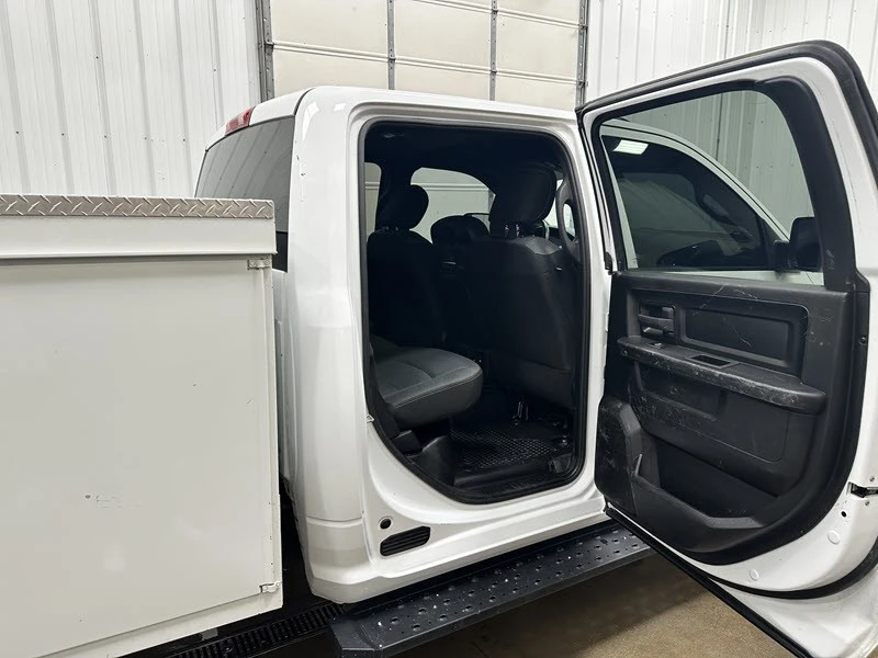 2022 Ram 2500 - Image 17 of 27