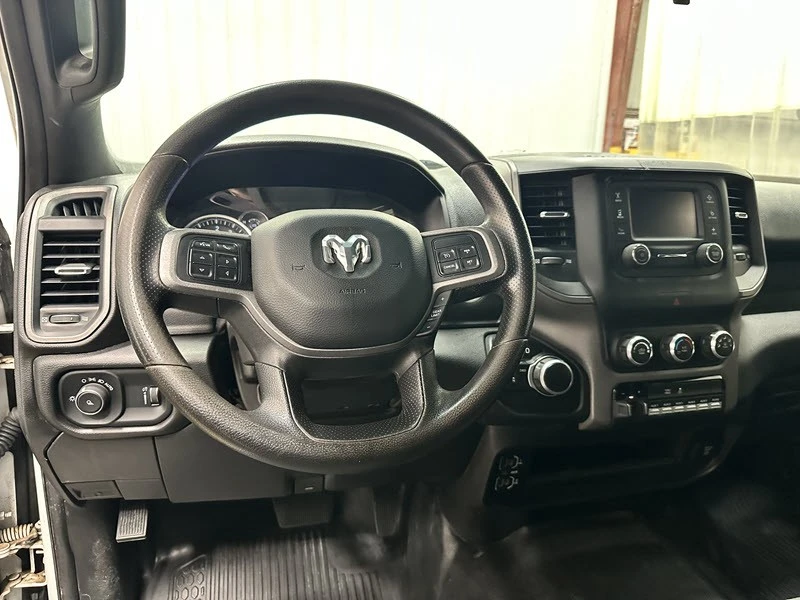 2022 Ram 2500 - Image 9 of 27