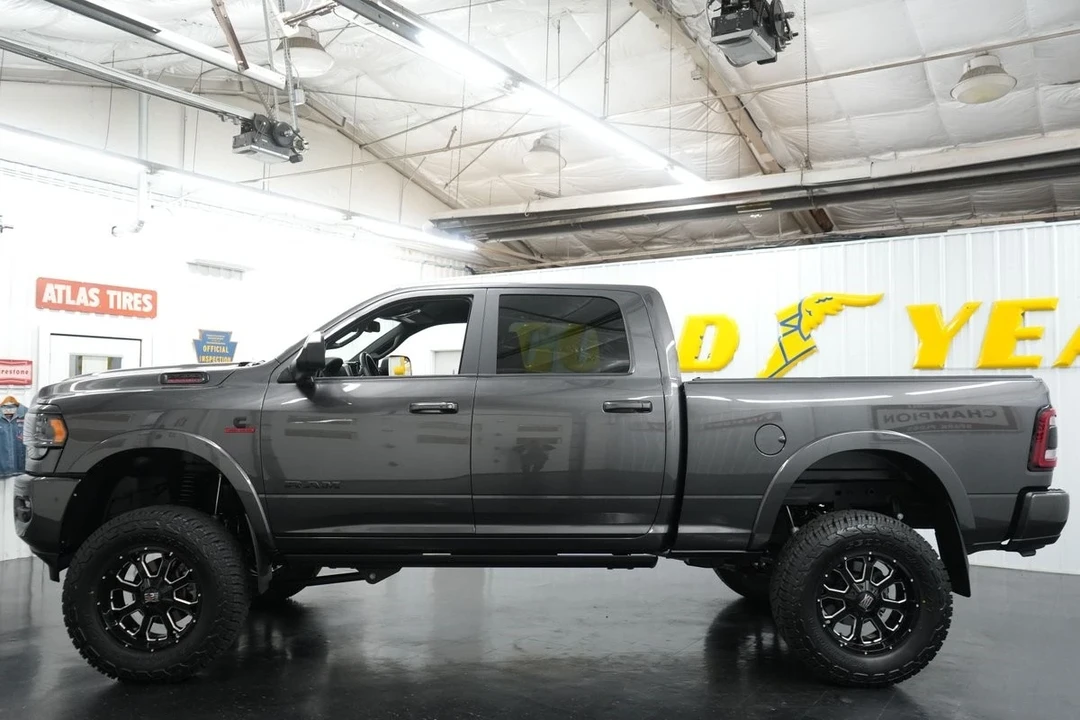 2022 Ram 2500 - Image 5 of 21