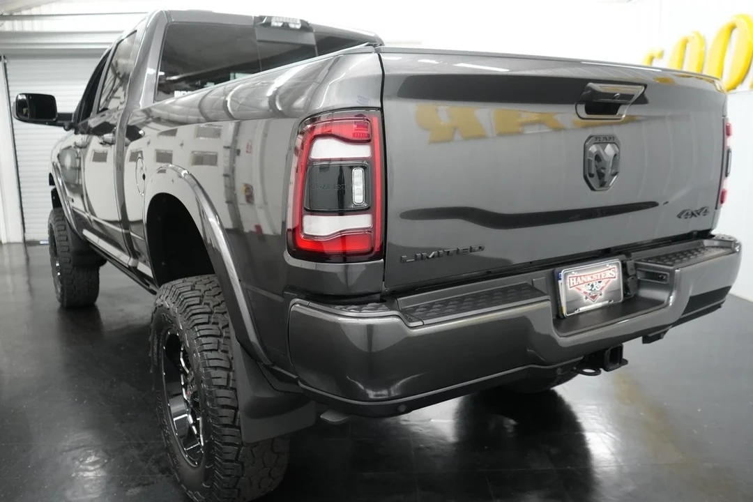 2022 Ram 2500 - Image 7 of 21