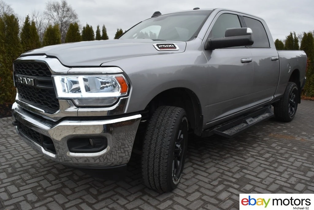 2022 Ram 2500 - Image 10 of 24