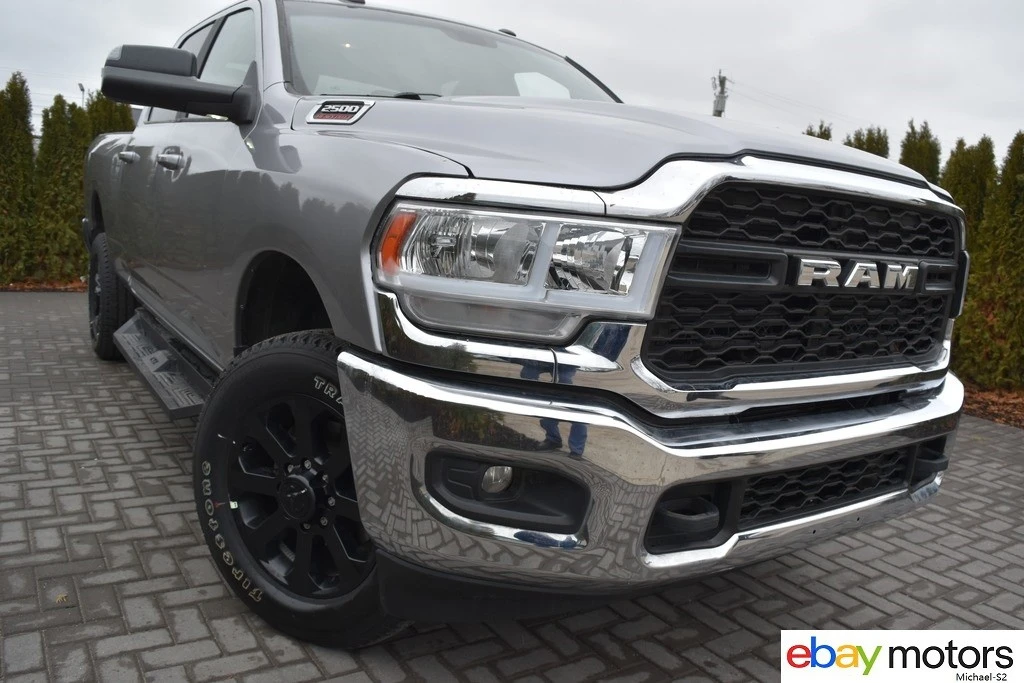 2022 Ram 2500 - Image 2 of 24