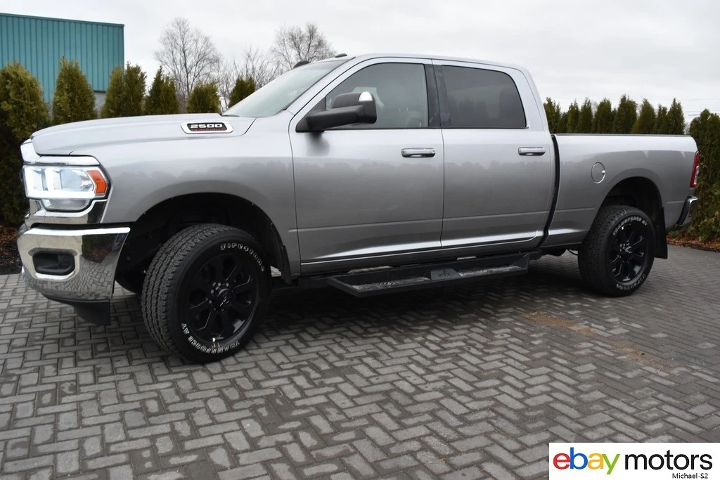 2022 Ram 2500 - Image 9 of 24