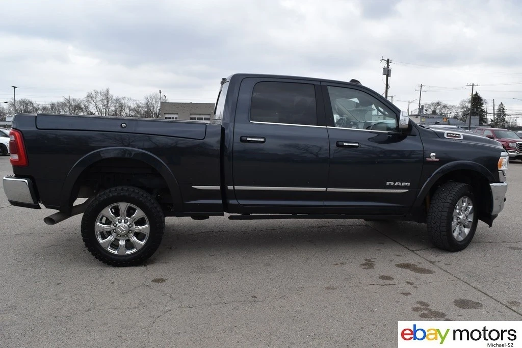 2022 Ram 2500 - Image 4 of 24