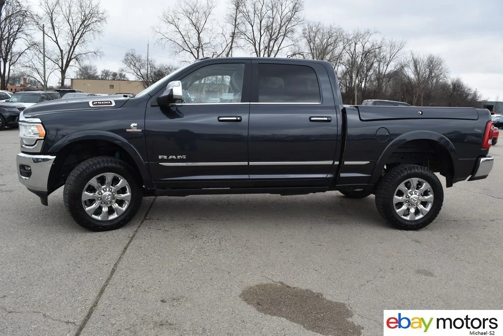 2022 Ram 2500 - Image 9 of 24