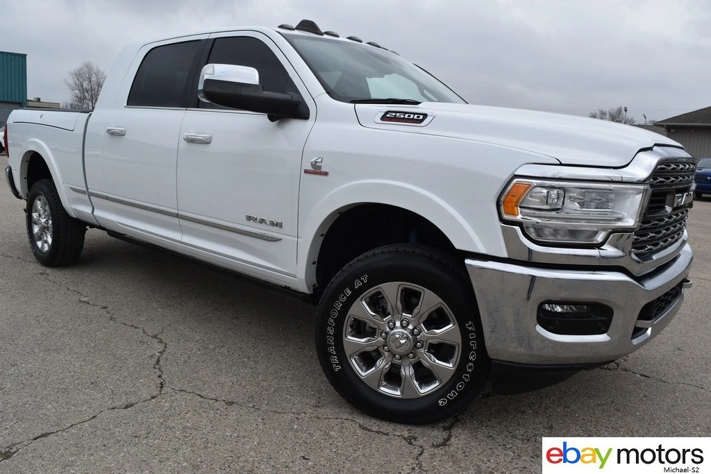 2022 Ram 2500 - Image 3 of 21