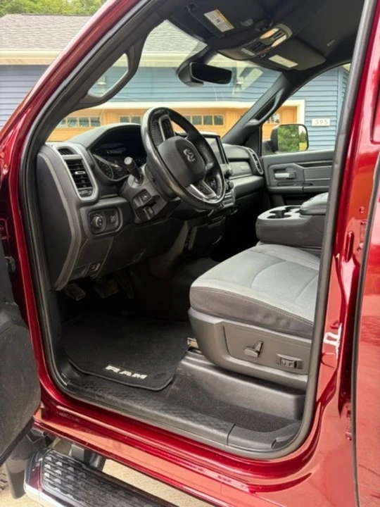 2022 Ram 2500 - Image 13 of 31