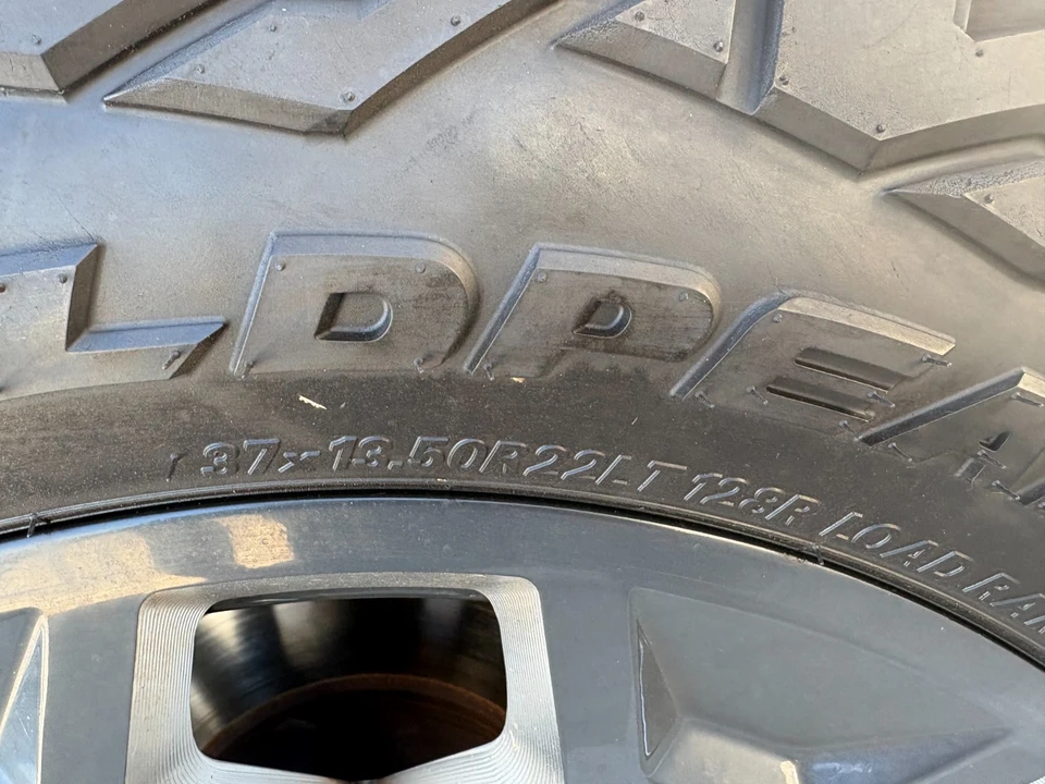 2022 Ram 2500 - Image 3 of 12