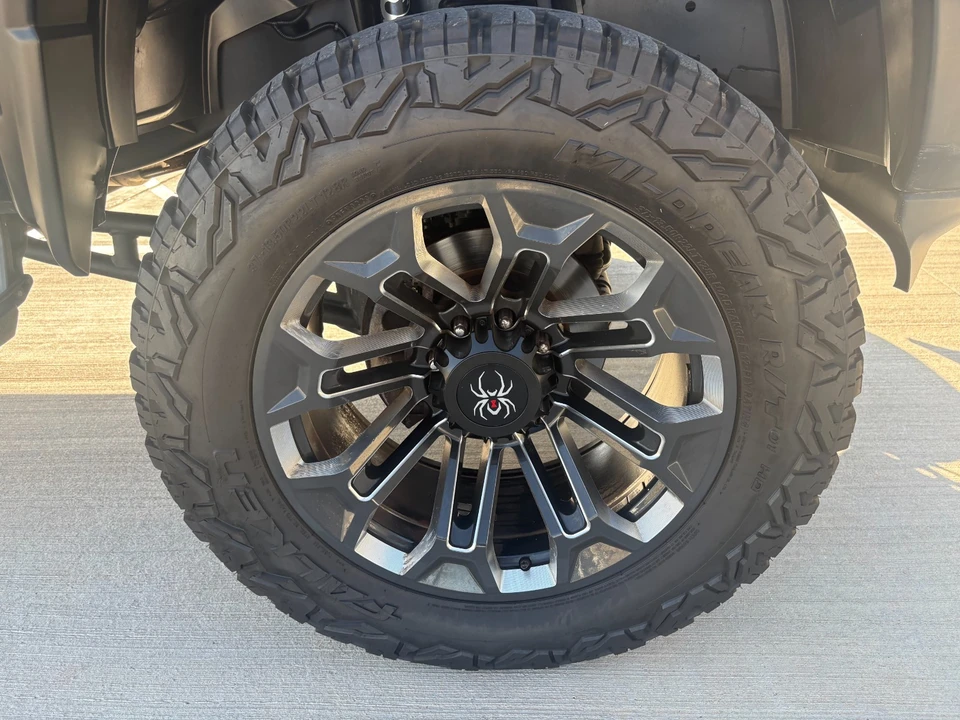 2022 Ram 2500 - Image 2 of 12