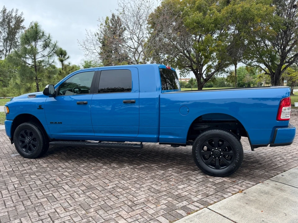 2022 Ram 2500 - Image 5 of 21