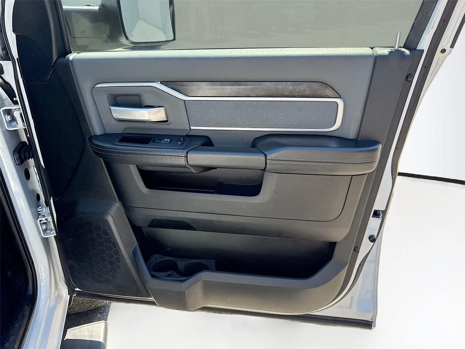 2022 Ram 2500 - Image 12 of 14