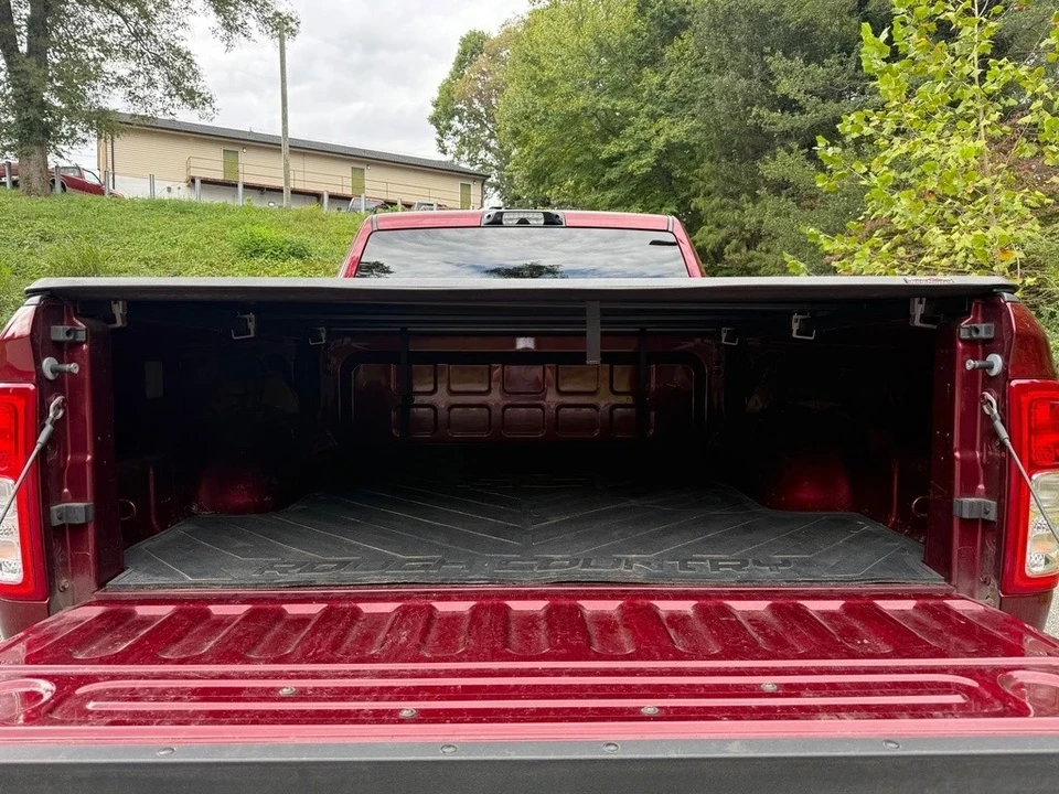 2022 Ram 2500 - Image 9 of 21