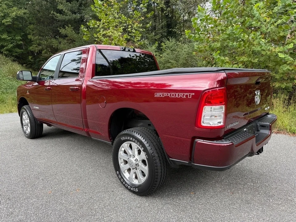 2022 Ram 2500 - Image 10 of 21