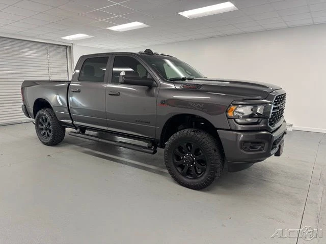 2022 Ram 2500 - Image 3 of 17