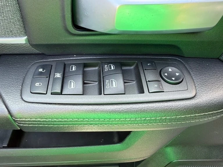 2022 Ram 2500 - Image 13 of 21