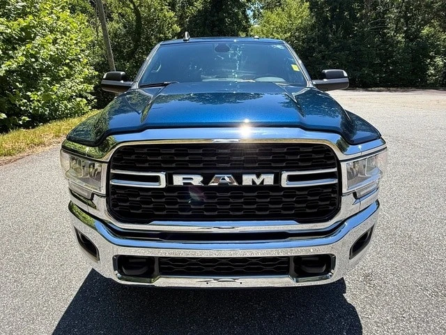 2022 Ram 2500 - Image 3 of 31