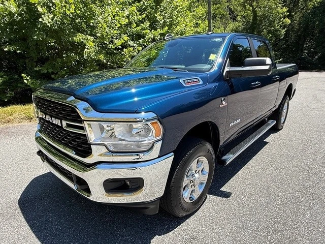 2022 Ram 2500 - Image 2 of 31