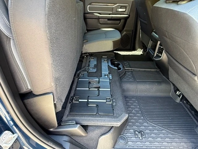 2022 Ram 2500 - Image 18 of 31