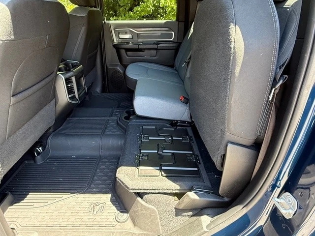 2022 Ram 2500 - Image 16 of 31
