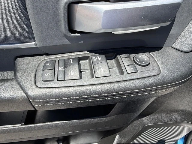 2022 Ram 2500 - Image 13 of 31
