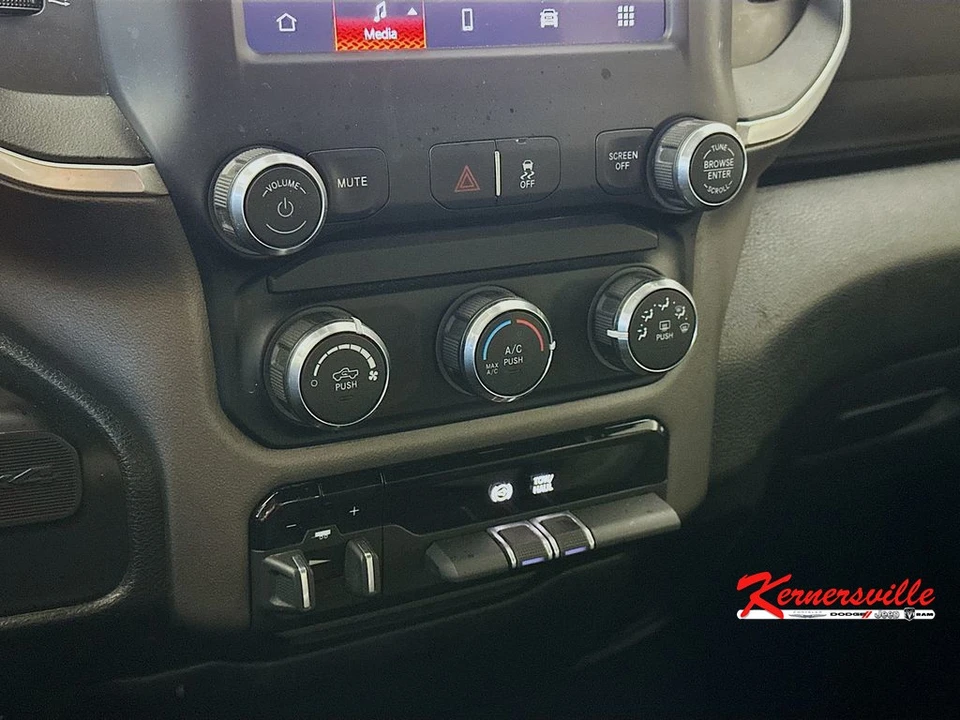 2022 Ram 2500 - Image 18 of 24