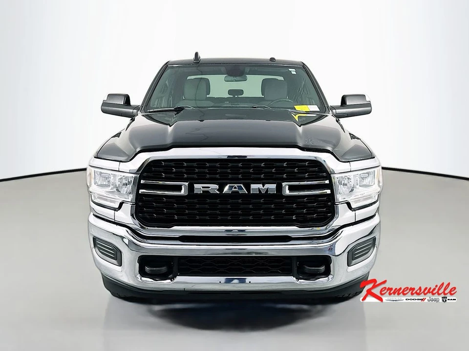 2022 Ram 2500 - Image 2 of 24